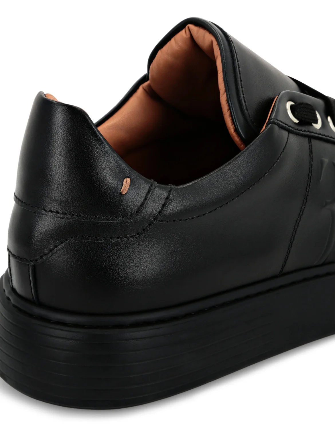 Nappa Lo-Top Sneakers, цвет: Черный